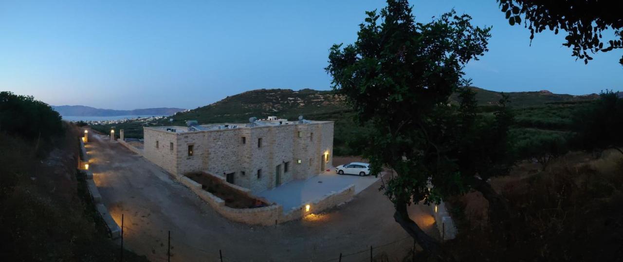 Villa Stylianos And Studios Kíssamos Buitenkant foto