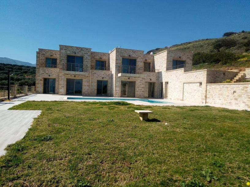 Villa Stylianos And Studios Kíssamos Buitenkant foto