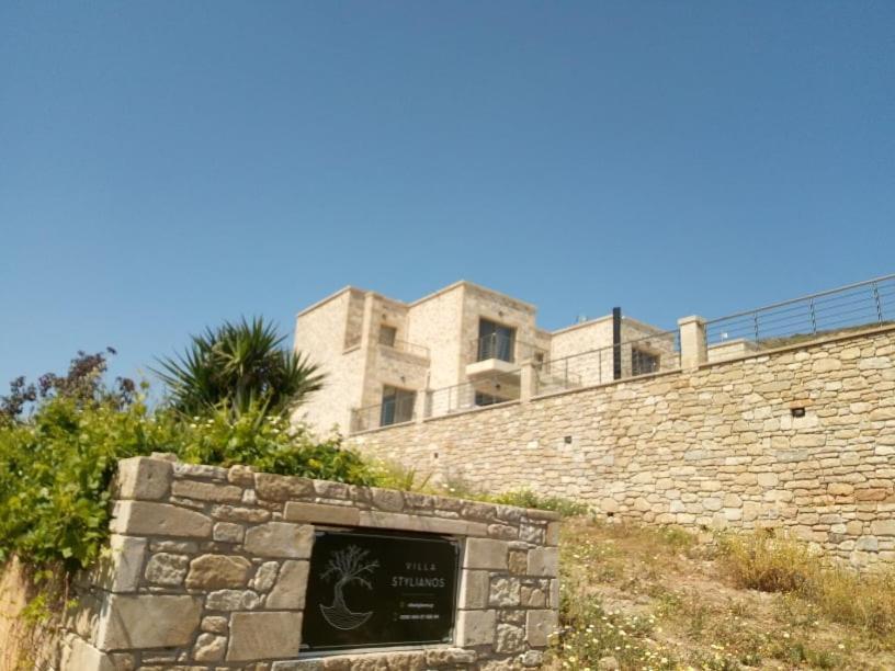 Villa Stylianos And Studios Kíssamos Buitenkant foto