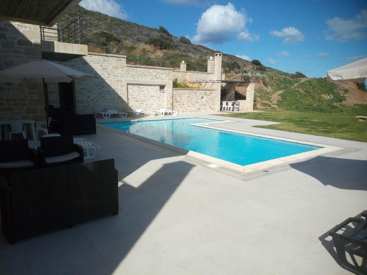 Villa Stylianos And Studios Kíssamos Buitenkant foto
